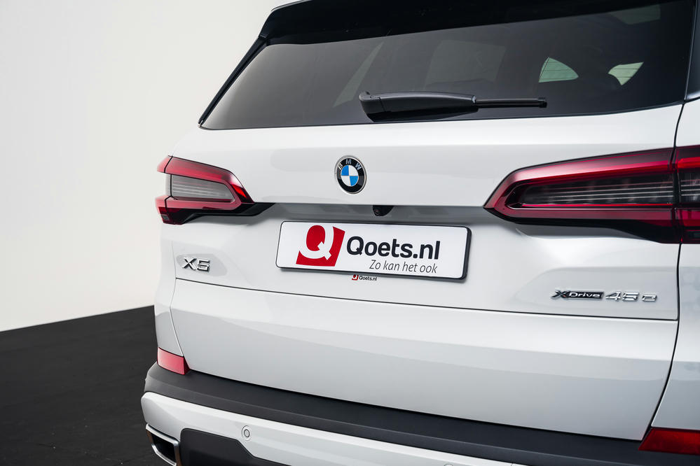 BMW - X5 xDrive45e Mineralweiss (5).jpg