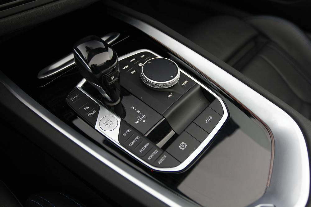 BMW - Z4 M40i - WW52489 - Teaser - Interieur - (9).JPG