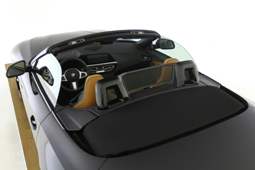 BMW - Z4 sDrive20i - WW33056 - Teaser - Exterieur (48).JPG