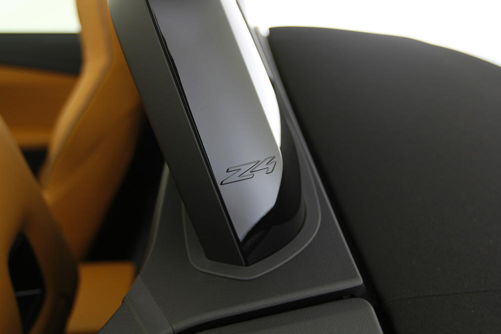 BMW - Z4 sDrive20i - WW33056 - Teaser - Interieur (6).JPG