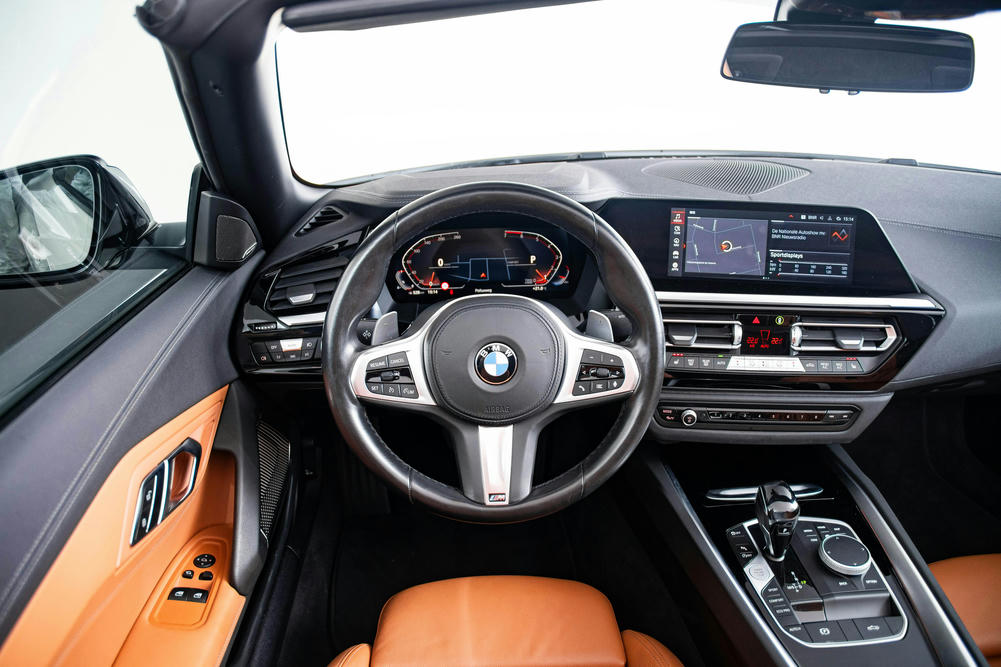 BMW - Z4 sDrive20i - WX20081 - Interieur (6)