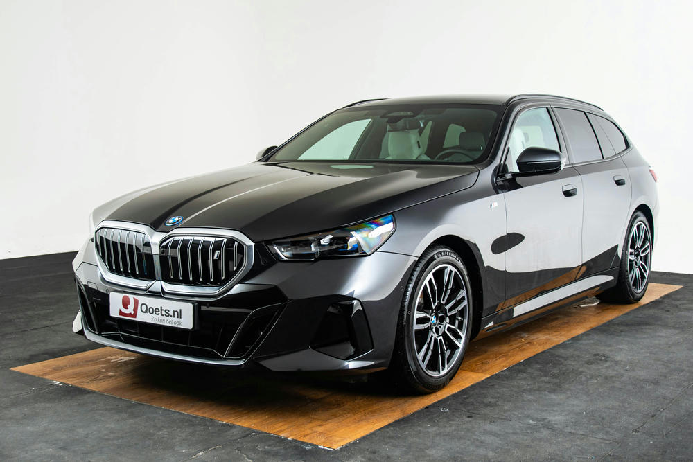 BMW - i5 eDrive40 Touring - CV42189 - Exterieur (1)