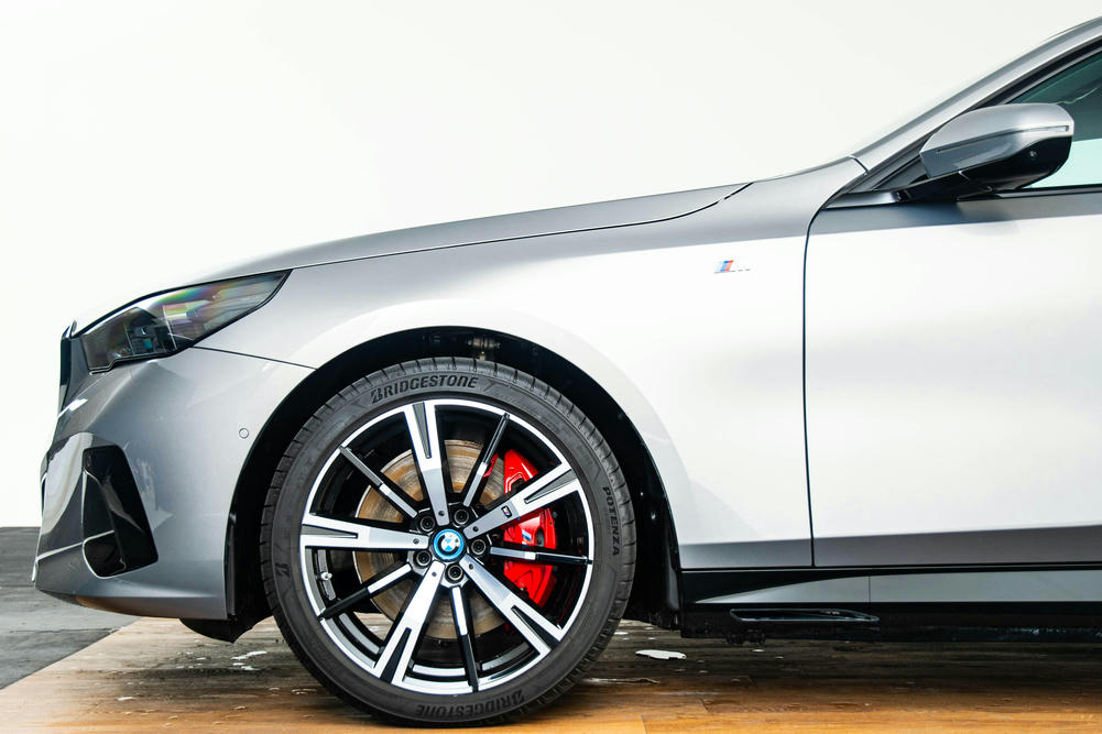 BMW - i5 xDrive40 Touring - CU41257 - Exterieur (8)