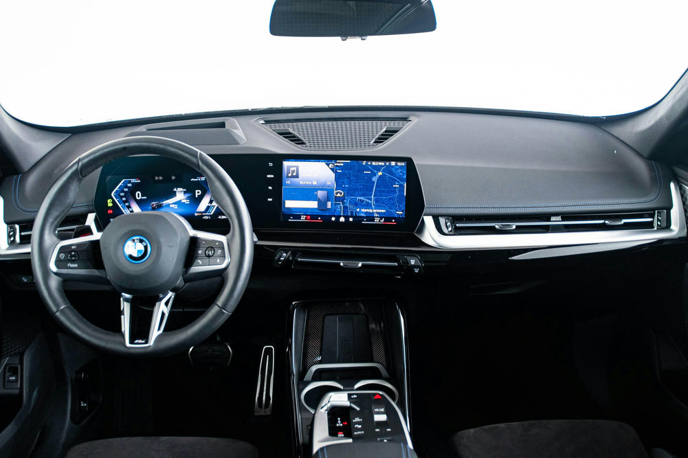 BMW - iX1 xDrive30 - 5Z83121 - Interieur (27)