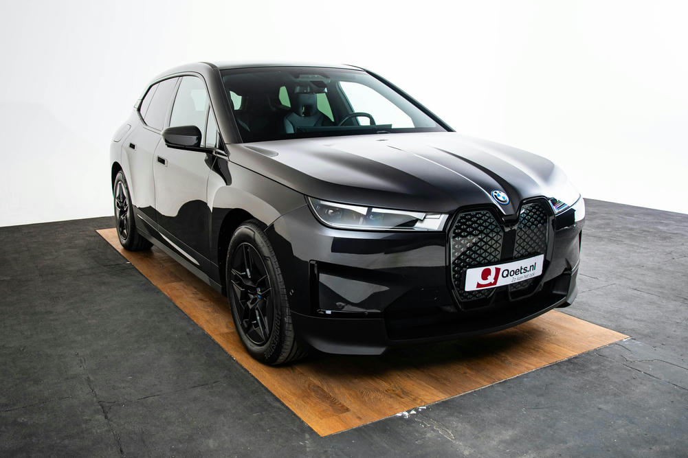 BMW - iX xDrive40 - CS75986 - Exterieur (7)