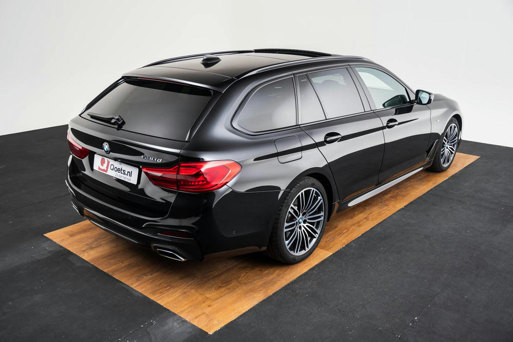 BMW 19 inch wiel M Dubbelspaak Styling 664 M op Saphischwarz2.jpg