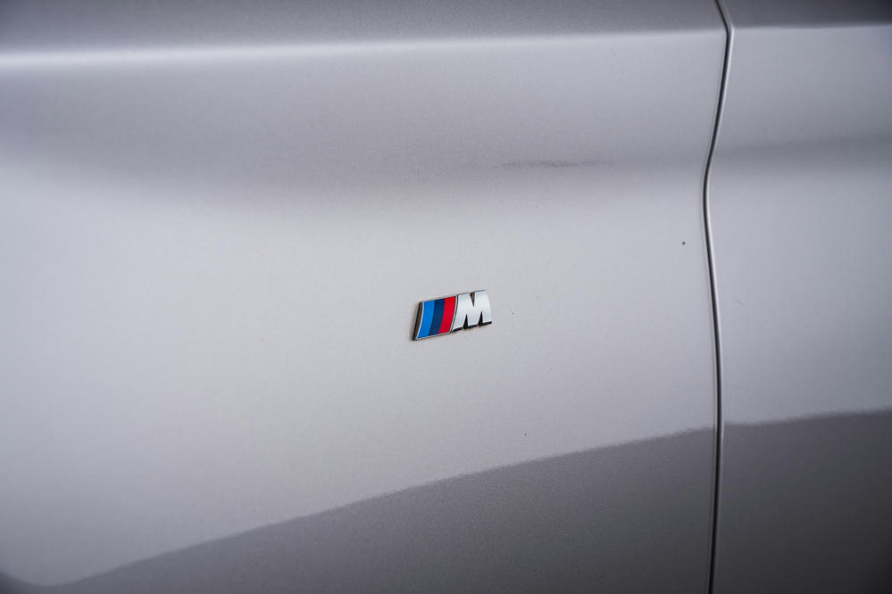 BMW 5 Serie Rhodonitsilber metallic 4.jpg