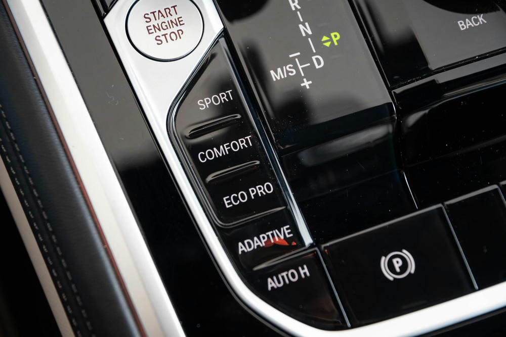 BMW 8-serie center console