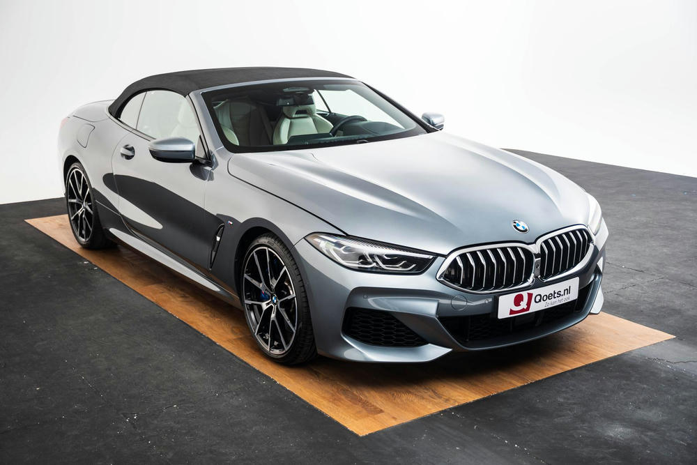 BMW 840i soft top gesloten