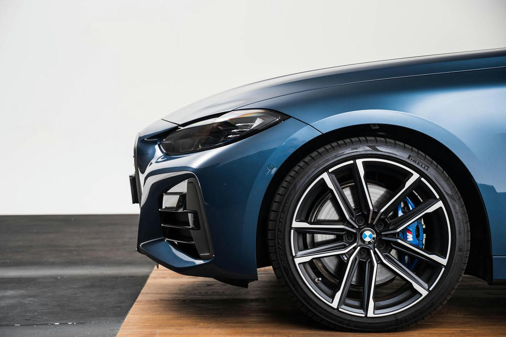 BMW Arctic Race Blue (11).jpg