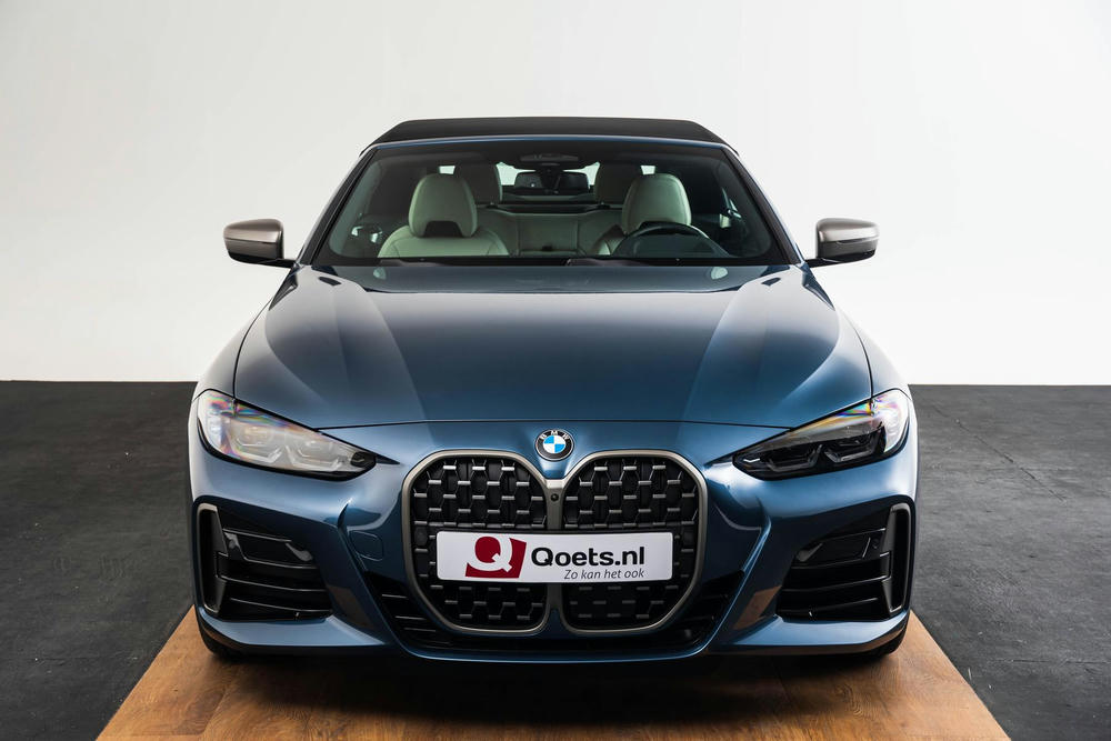 BMW Arctic Race Blue (13).jpg