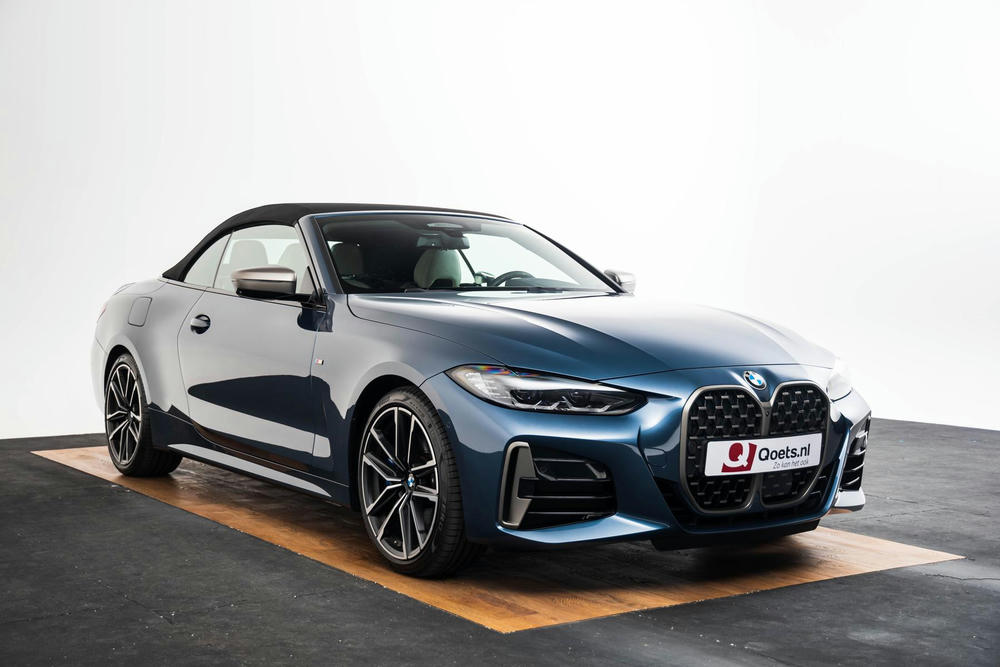 BMW Arctic Race Blue (3).jpg