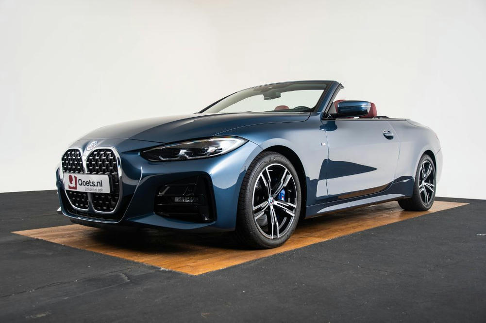 BMW Arctic Race Blue metallic (4)