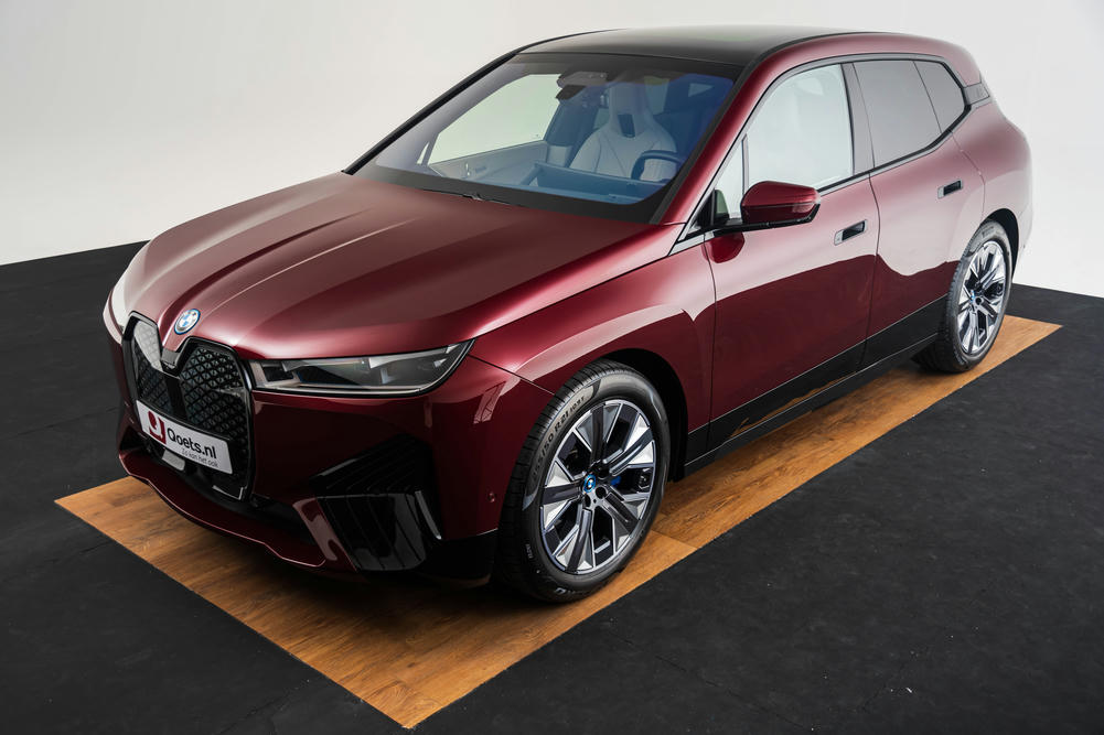 BMW Aventurinrot (1).jpg