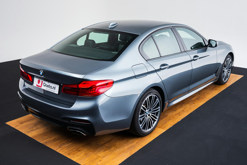 BMW Bluestone Metallic4.jpg
