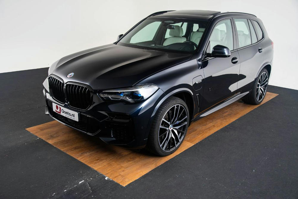 BMW Carbonschwarz metallic (1)