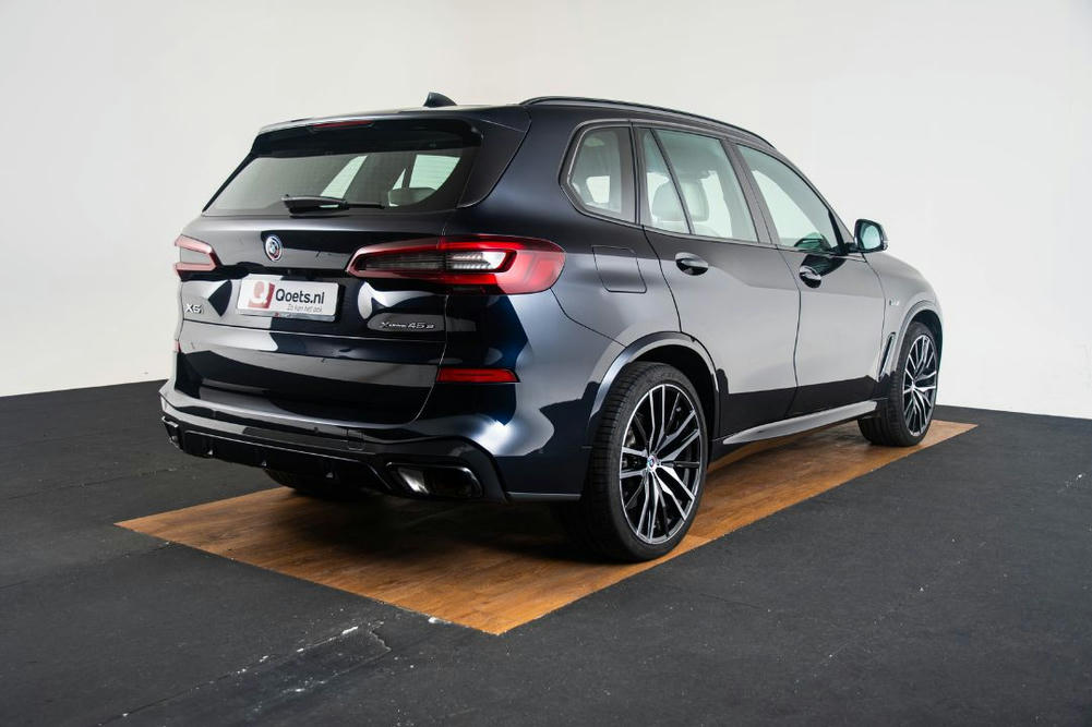 BMW Carbonschwarz metallic (6)