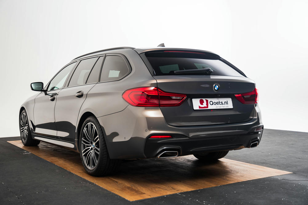 BMW Champagne Quartz (1).jpg