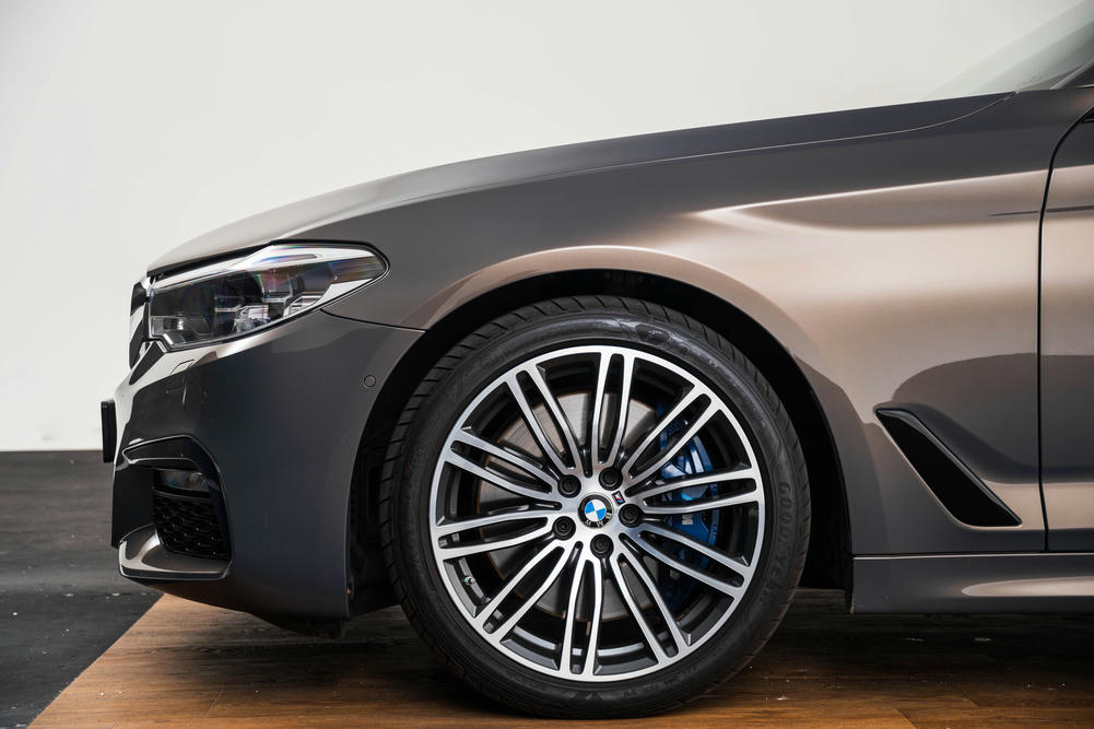 BMW Champagne Quartz (10).jpg