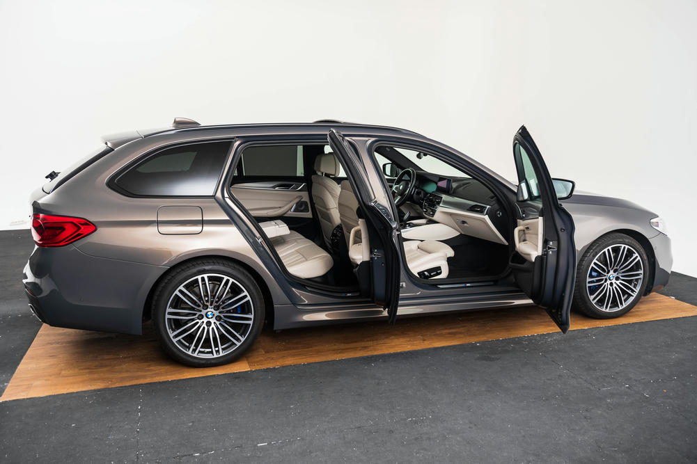 BMW Champagne Quartz (6).jpg