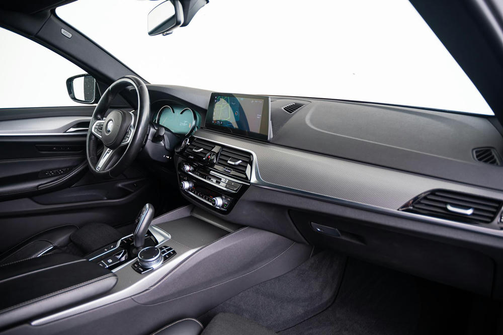 BMW Exklusivleder Nappa Schwarz (14).jpg