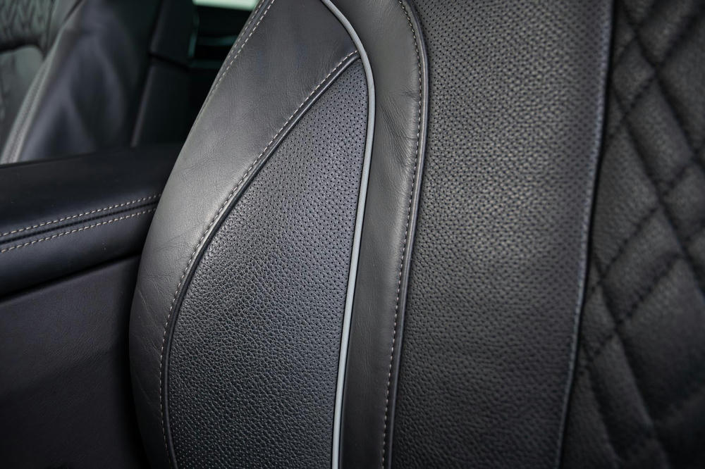 BMW Exklusivleder Nappa Schwarz (3).jpg