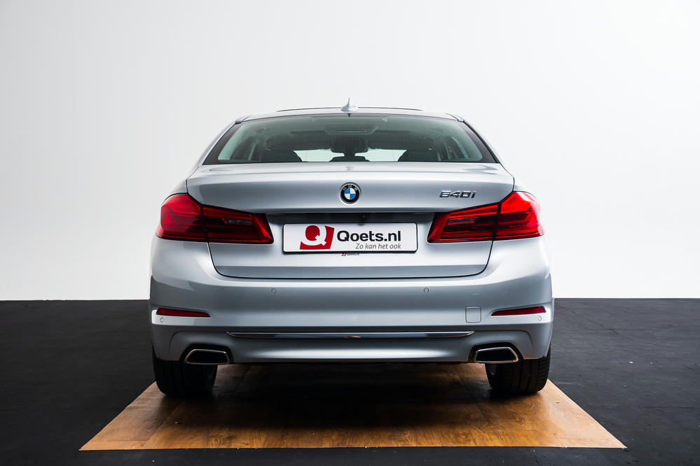 BMW Glaciersilber Metallic16.jpg