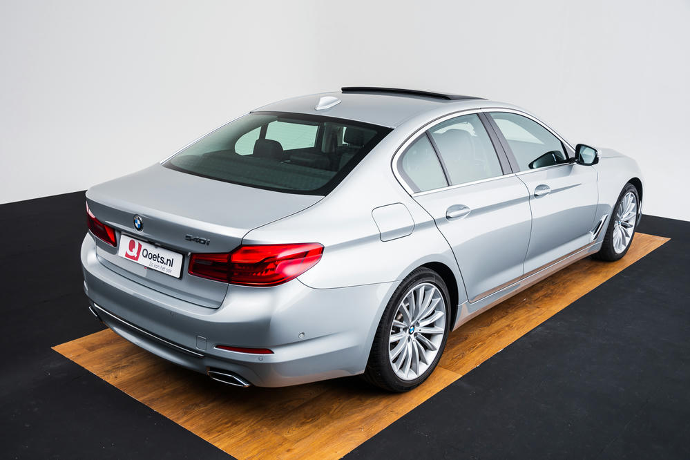 BMW Glaciersilber Metallic6.jpg