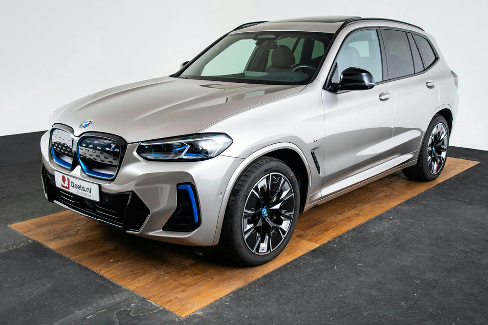 BMW Kaschmir-zilver metallic
