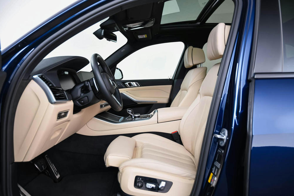 BMW Leder Vernasca Canberrabeige (1).jpg