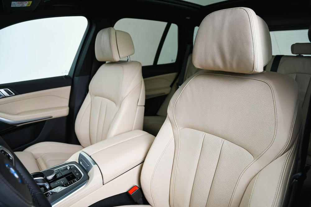 BMW Leder Vernasca Canberrabeige (7).jpg