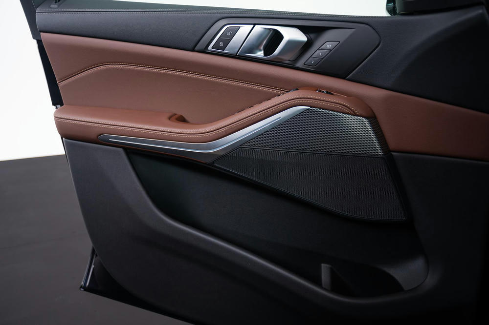 BMW Leder Vernasca Coffee (7).jpg