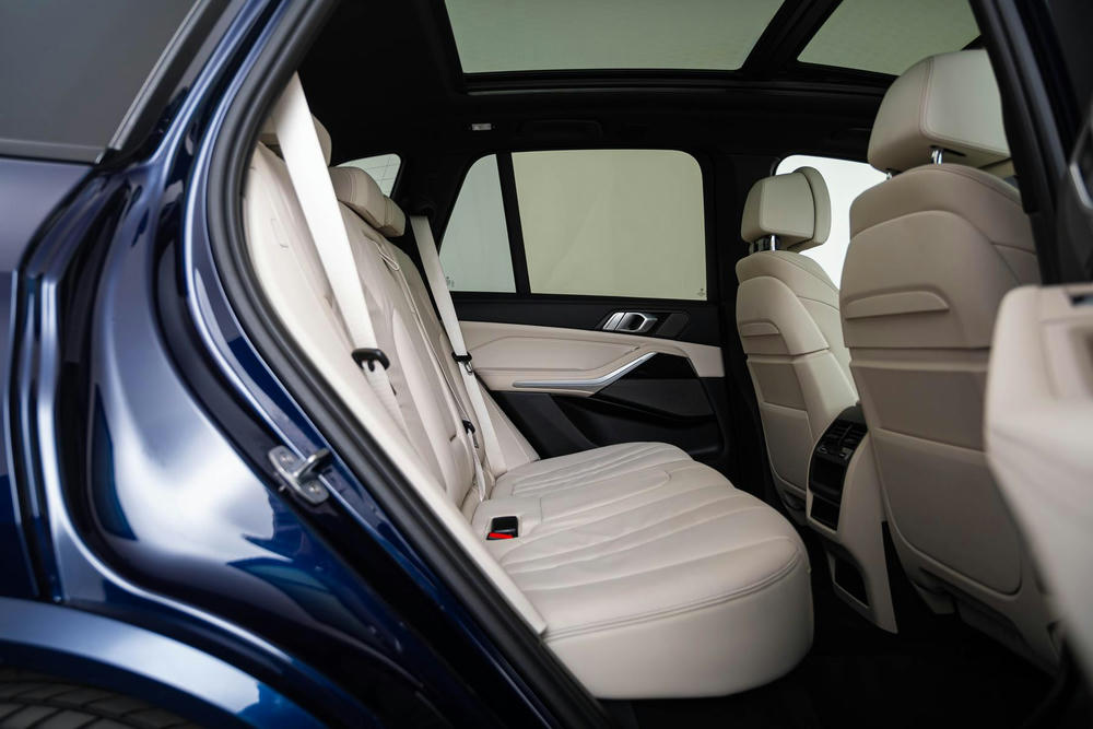 BMW Leder Vernasca Elfenbeinweiss (10).jpg