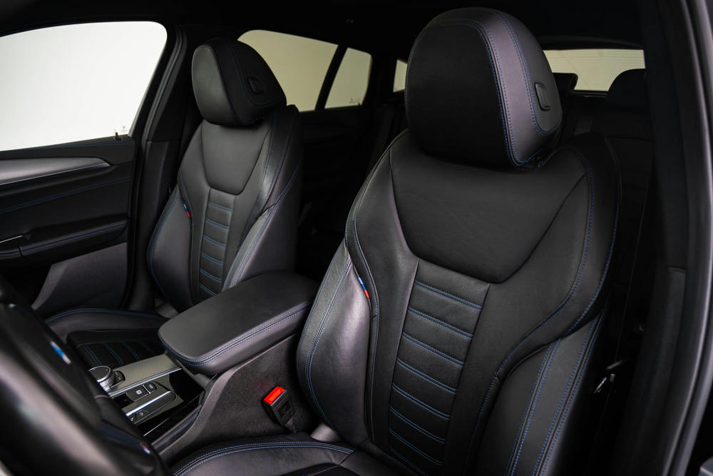 BMW Leder Vernasca Schwarz (3).jpg