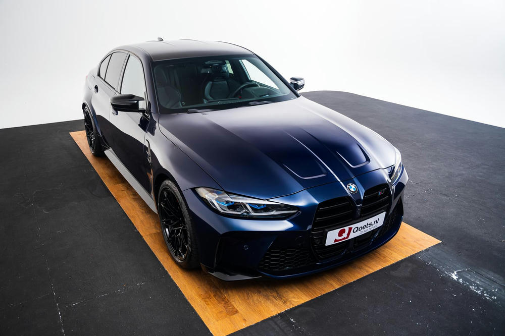 BMW M3 Tansanitblau.jpg