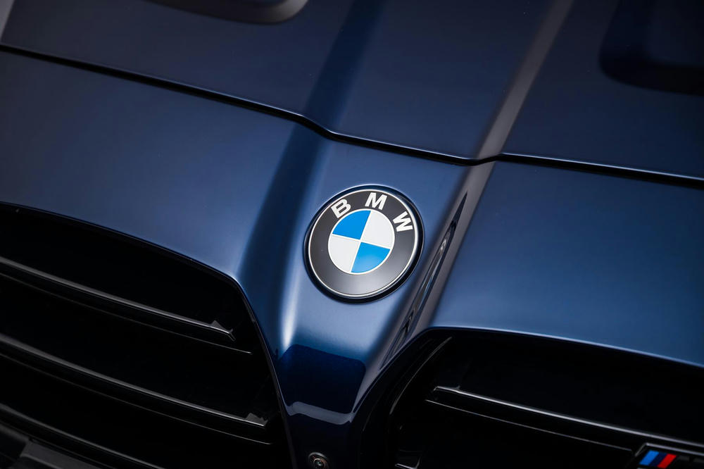 BMW M3 Tansanitblau.jpg