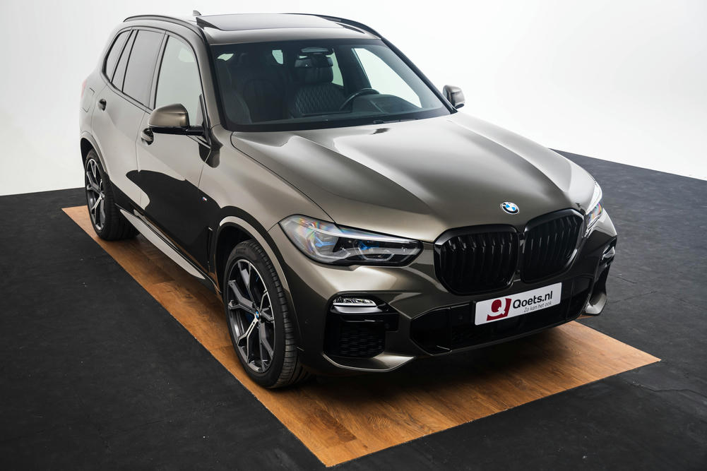 BMW Manhattan Metallic (1).jpg