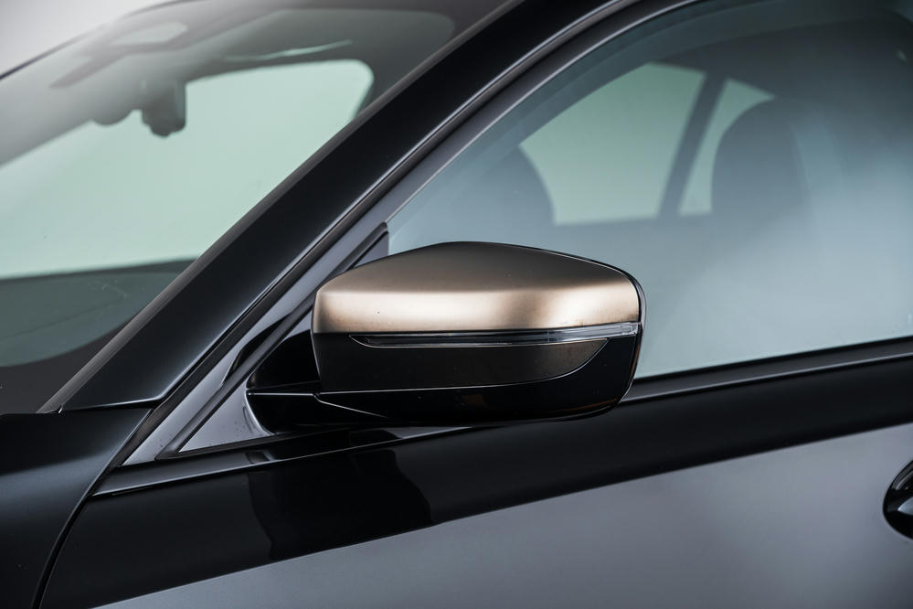 BMW Saphirschwarz (25).jpg