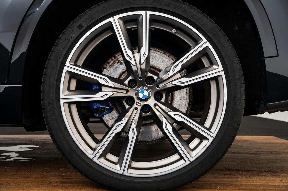 BMW Styling 747M 22 inch 2.jpg