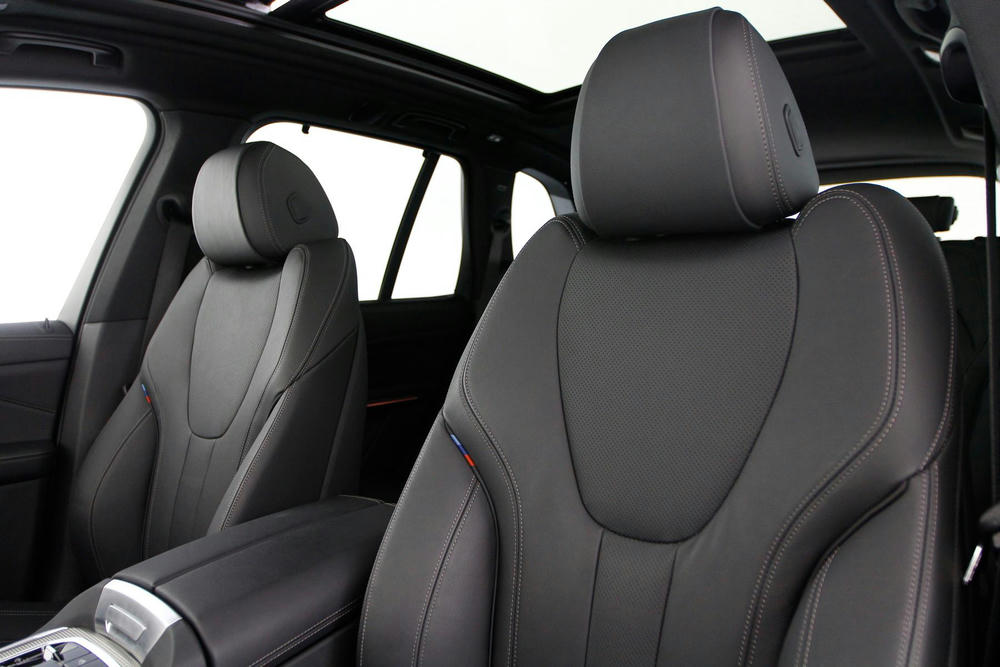 BMW X5 - 481- BMW Sportstoelen.jpg