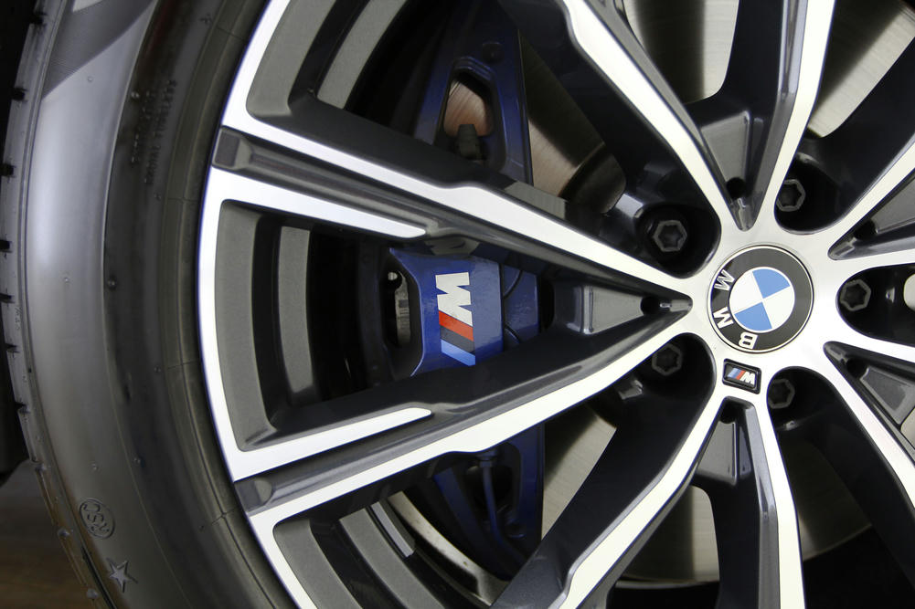 BMW X5 M Sport remsysteem.JPG