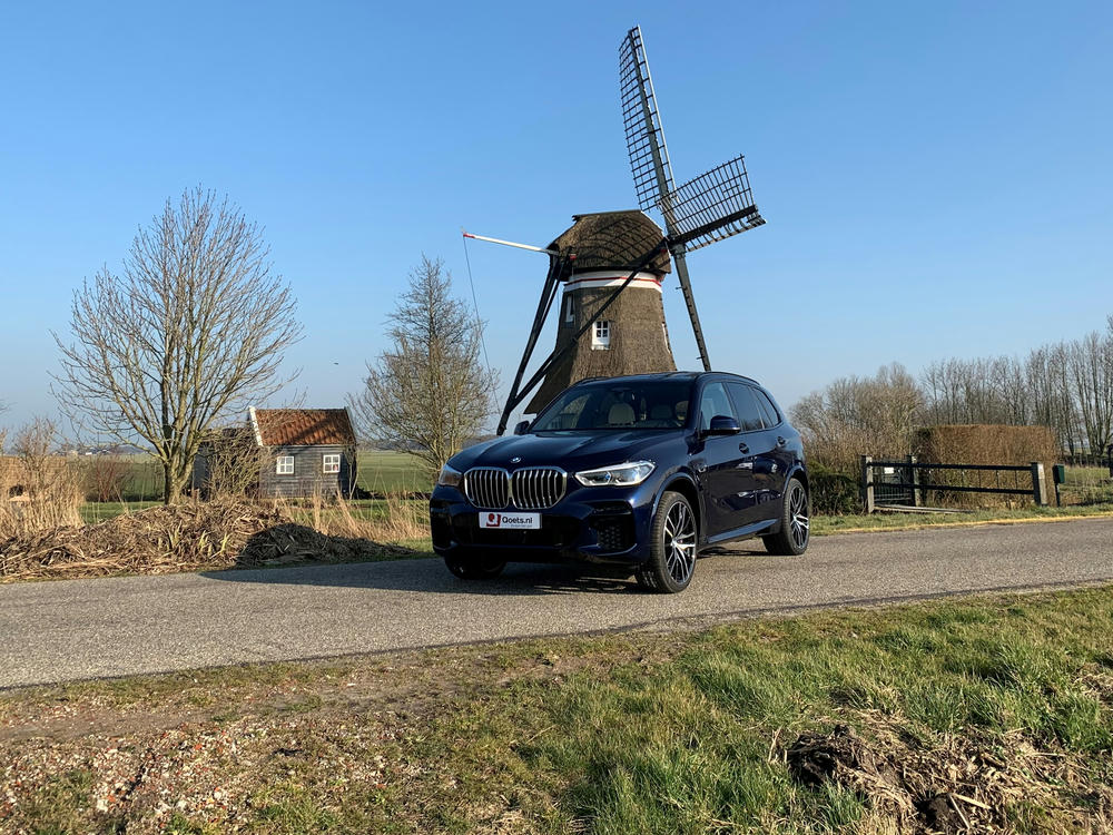 BMW X5 Tanzanite Blue (71).jpeg