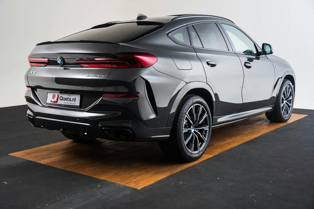 BMW_X6_FZ_RA.original