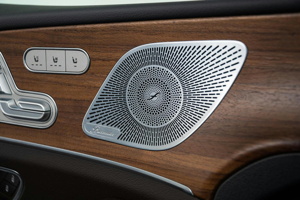 Burmester surround sound system (2)
