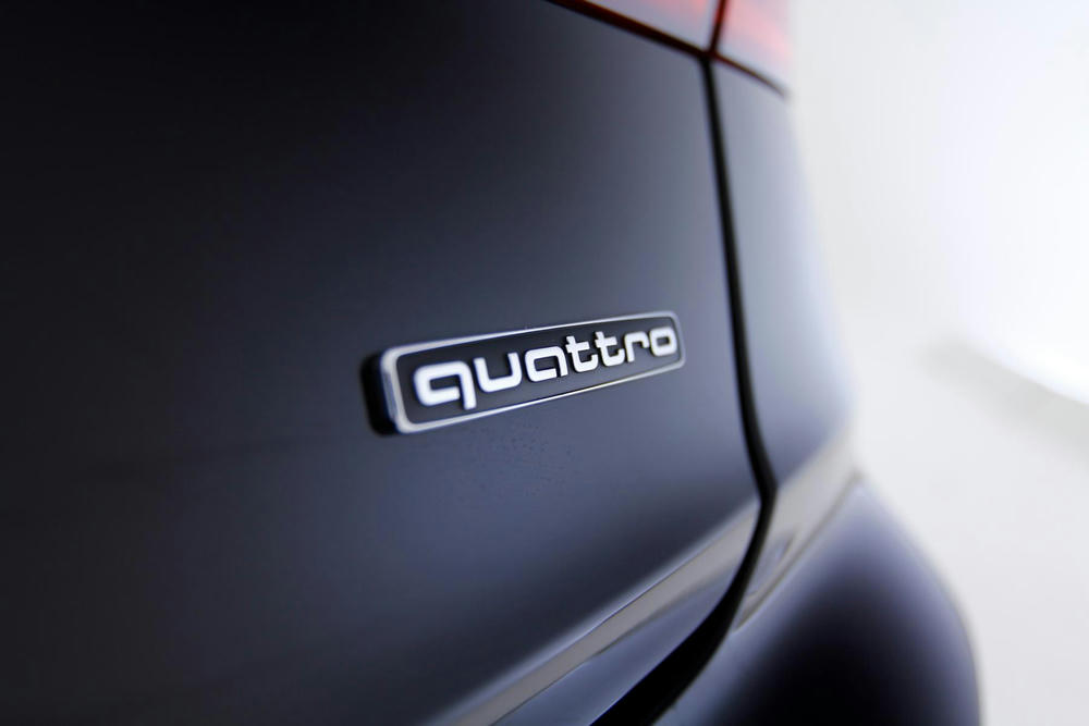 EXTR_CAR-11607-51981644-815B-4393-B272FE4A832BB47C