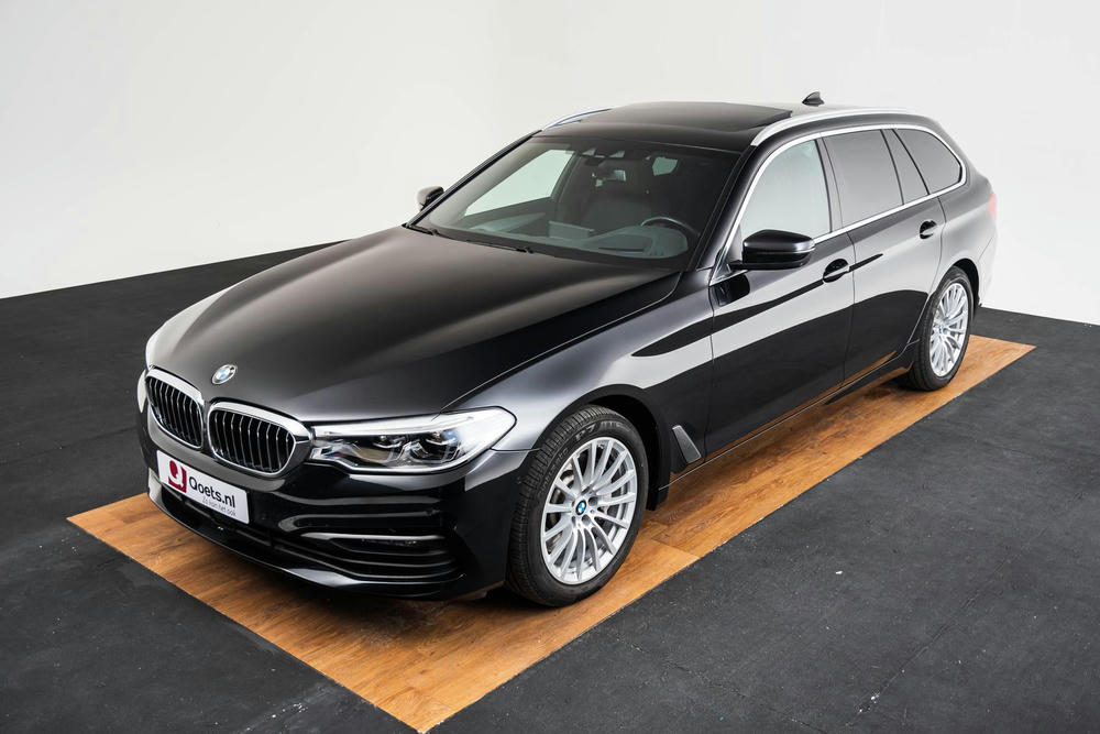 EXTR_CAR-12377-22BBE494-EC28-4BE7-880DB508118F9BFA