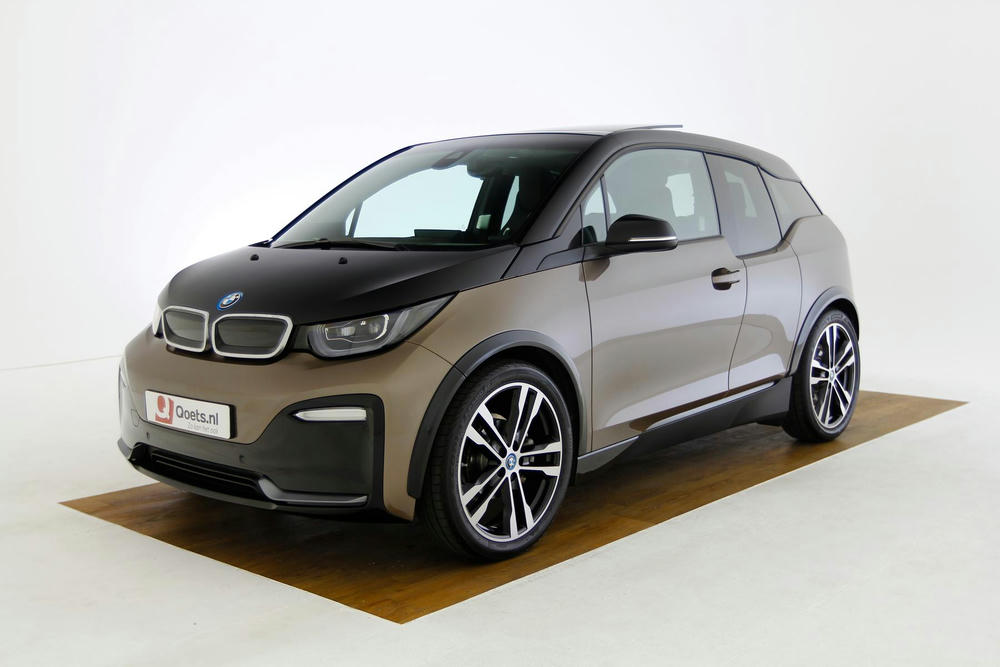 EXTR_CAR-12750-D49FEAAD-7470-433C-A0CA2BC4F1778D8E