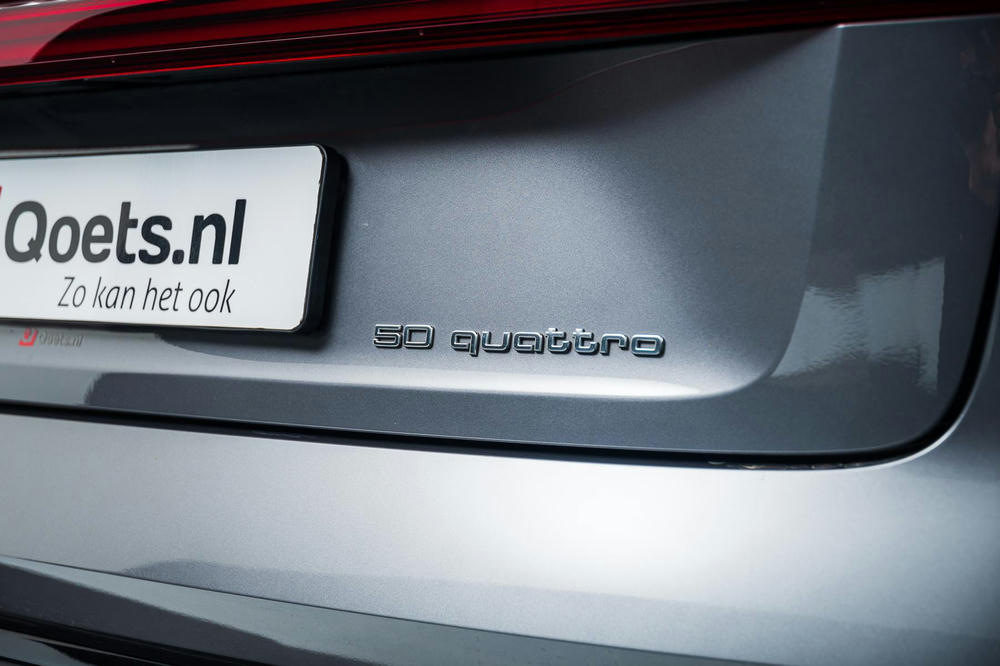 EXTR_CAR-17023-9942C0D5-96CD-430F-B7734D8F860037CC