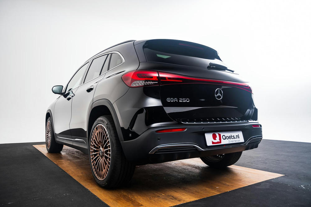 EXTR_CAR-17188-2398DDCD-4665-43DA-813BDEAD398F244D