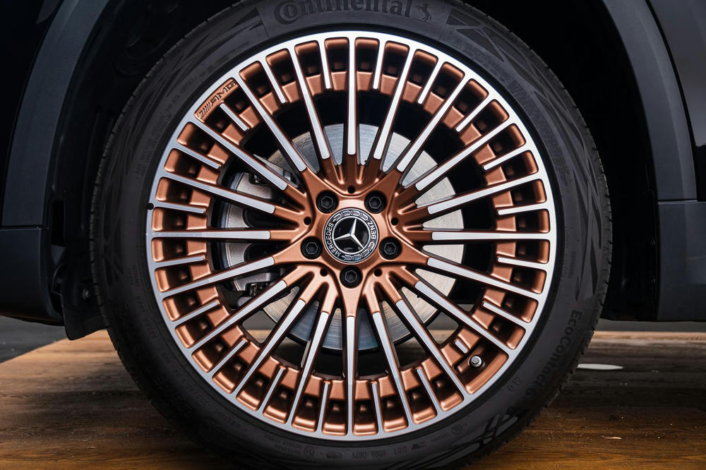 EXTR_CAR-17188-B2E9F6CE-80ED-4667-9F4D0A07FB3D5D43